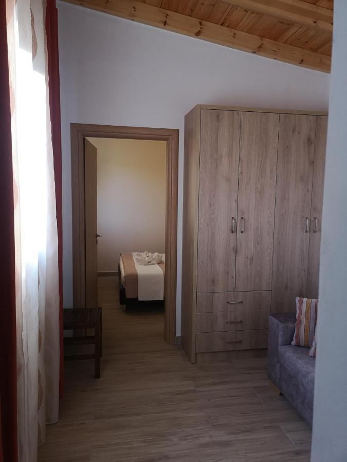Apartment Milos