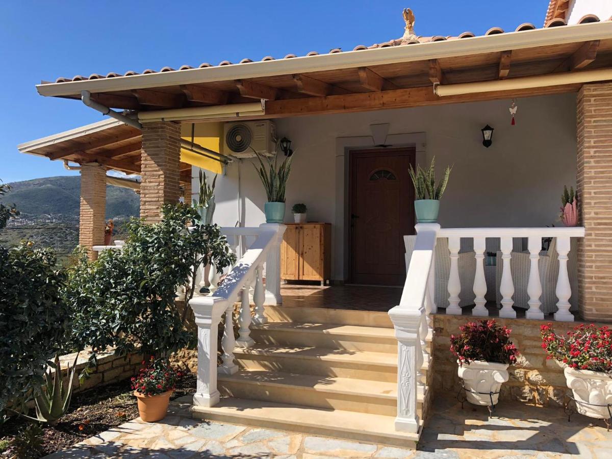 Milos Apartment Himare