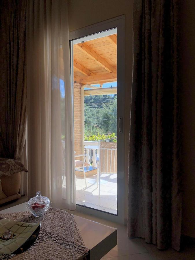 Milos Apartment Himare